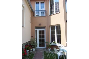 Hungría Privát Bük, Exterior